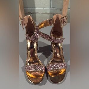 Brand new sparkle pink heels.